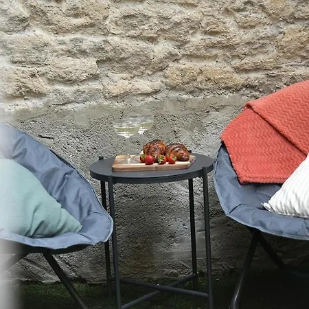 Wild & Cour Privee Au Coeur De Apartmán *